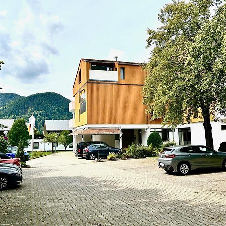 Alpenoase Schliersee - Grosse Suite Mit Sauna Oder Gemuetliche Studio Appartements Bagian luar foto