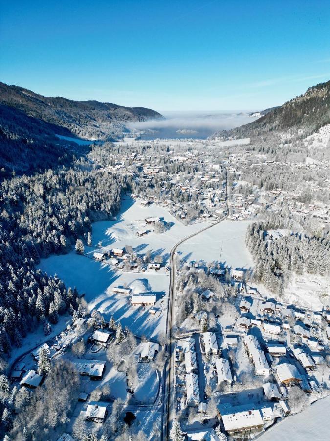 Alpenoase Schliersee - Grosse Suite Mit Sauna Oder Gemuetliche Studio Appartements Bagian luar foto