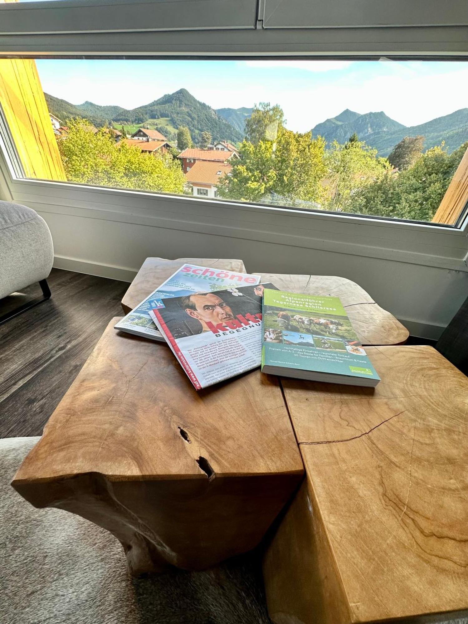 Alpenoase Schliersee - Grosse Suite Mit Sauna Oder Gemuetliche Studio Appartements Ruang foto
