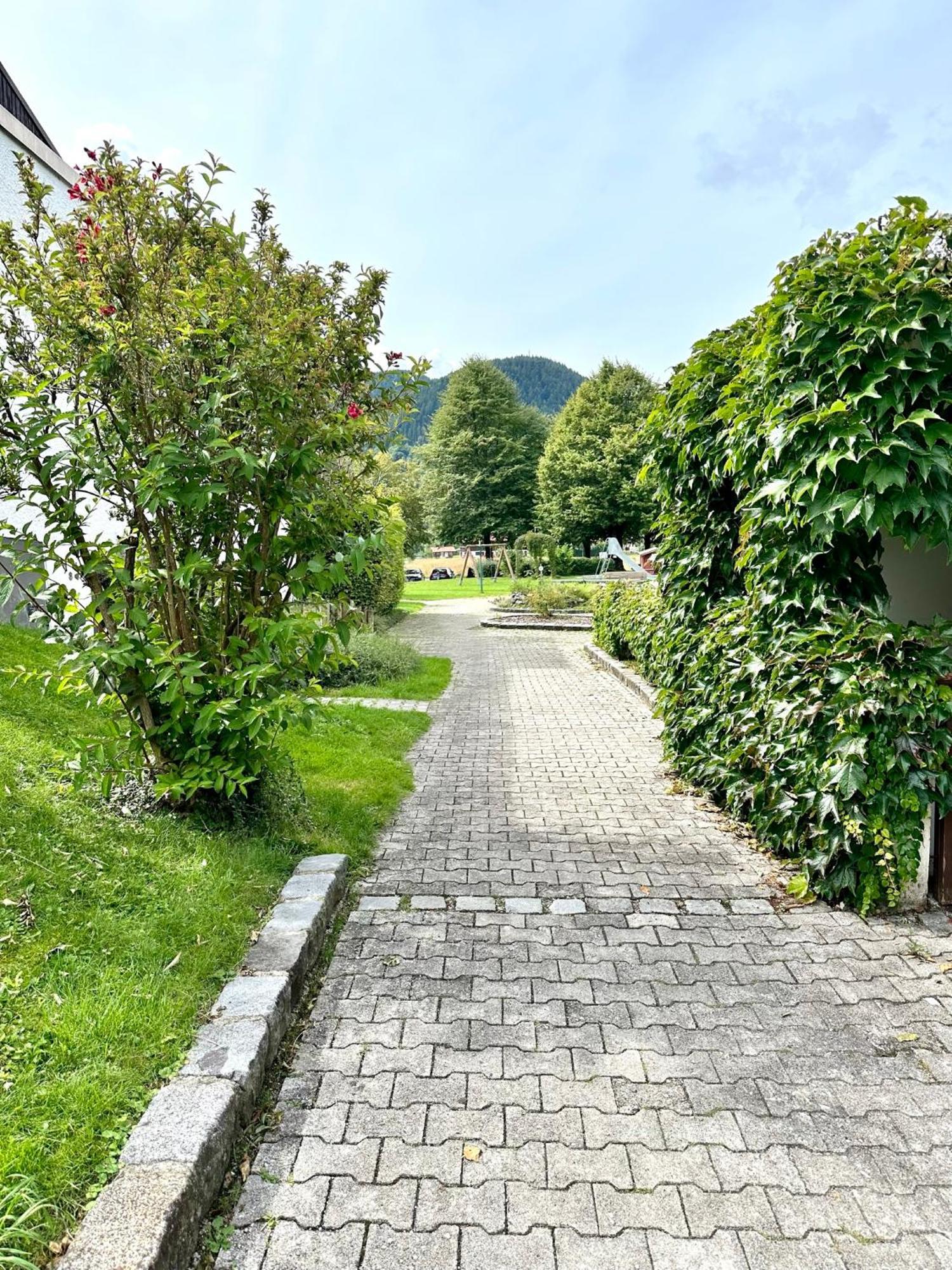 Alpenoase Schliersee - Grosse Suite Mit Sauna Oder Gemuetliche Studio Appartements Ruang foto